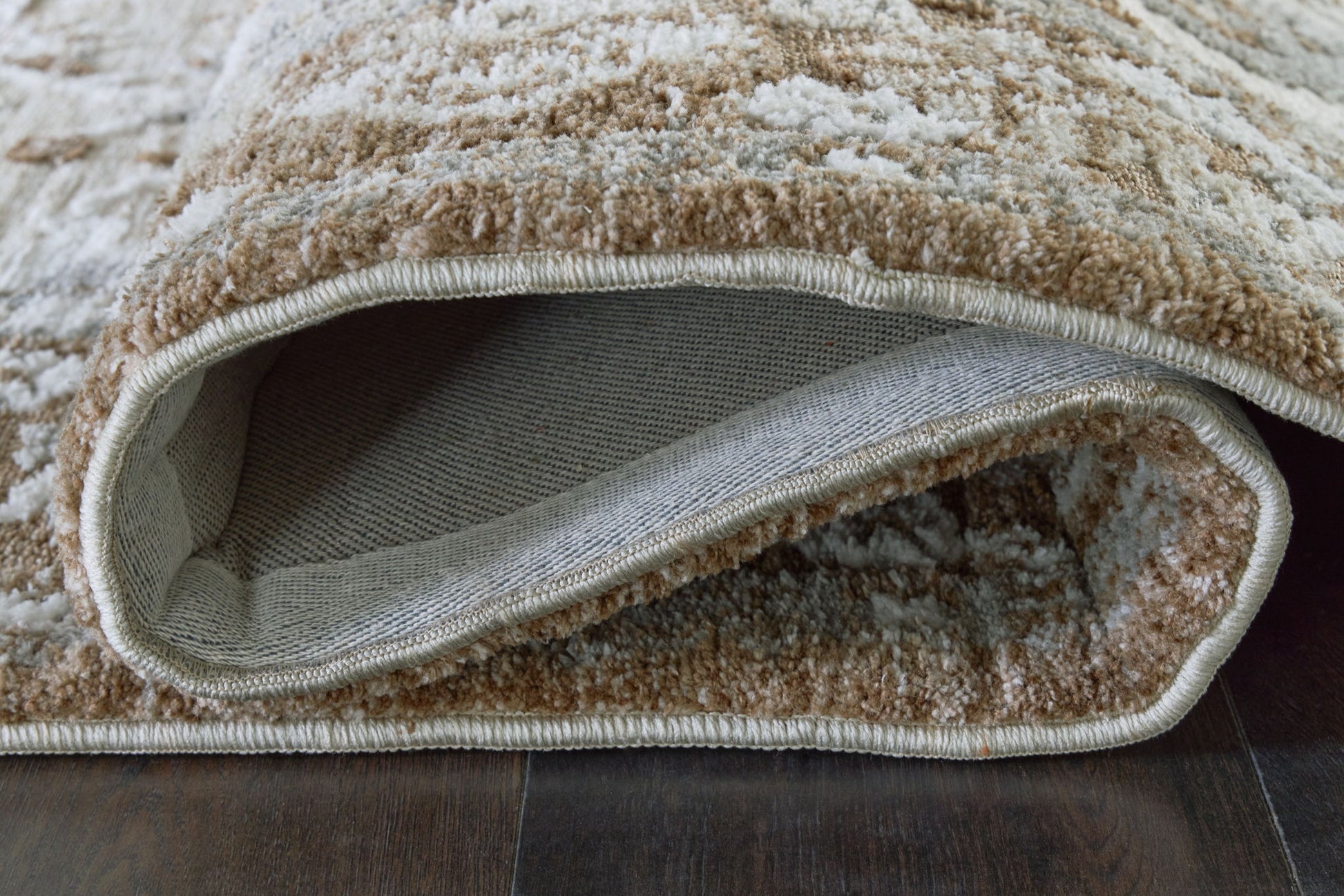 Ainswick - Memory Foam Rug - Hornell Furniture Outlet