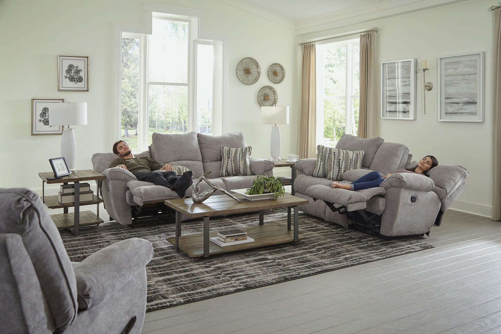Sadler - Lay Flat Reclining Sofa - Hornell Furniture Outlet