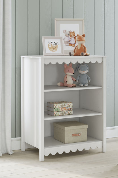 Hallityn - Bookcase - White - Hornell Furniture Outlet