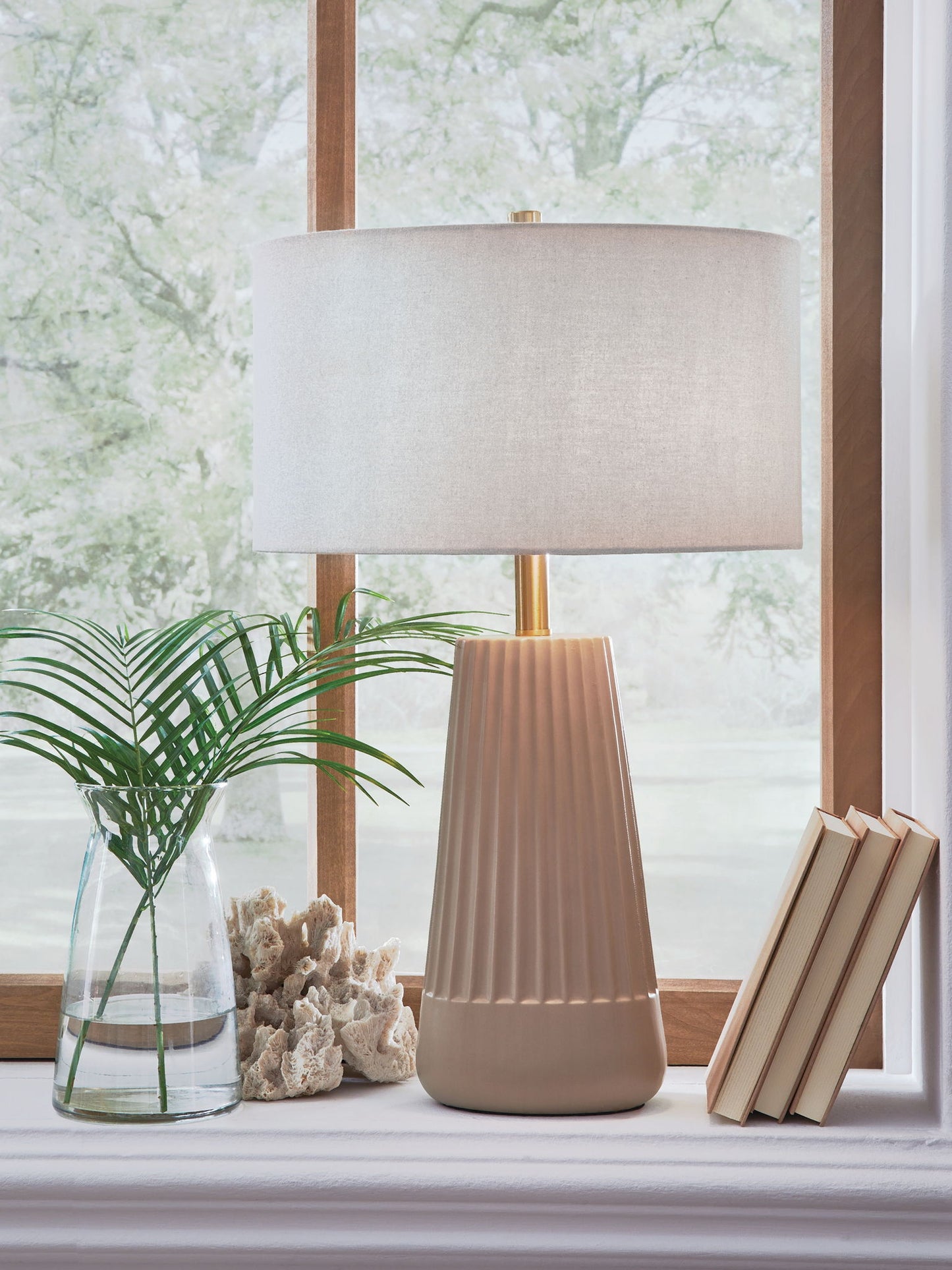 Dellner - Ceramic Table Lamp - Mocha - Hornell Furniture Outlet