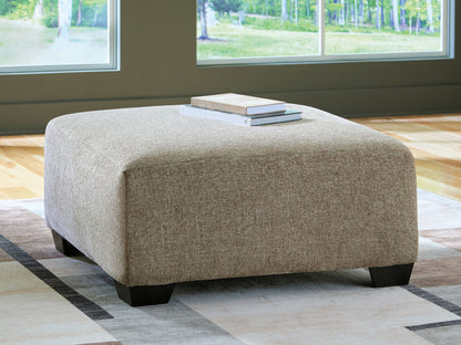 Newellen - Oversized Accent Ottoman - Hornell Furniture Outlet