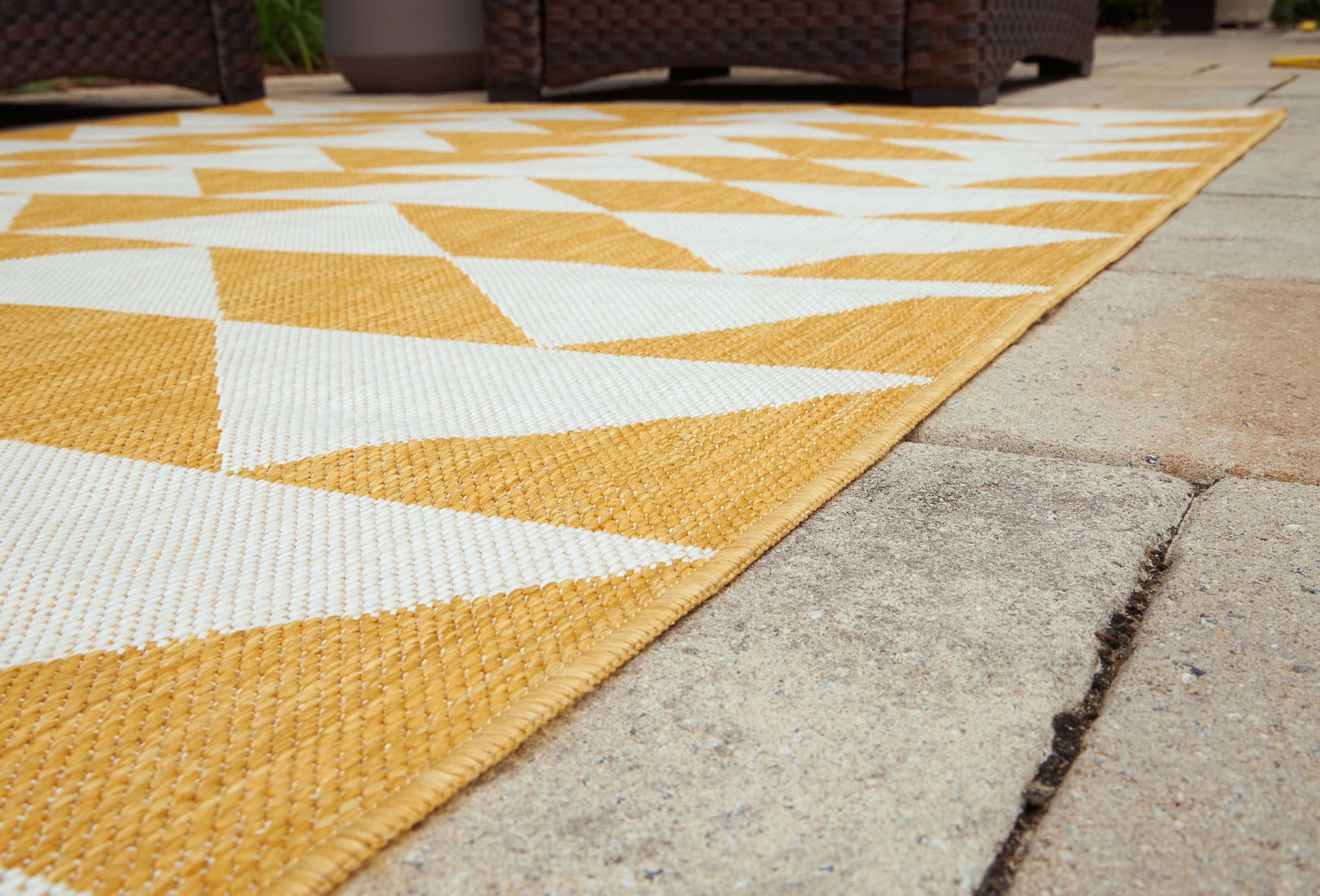 Thomley - Rug - Hornell Furniture Outlet