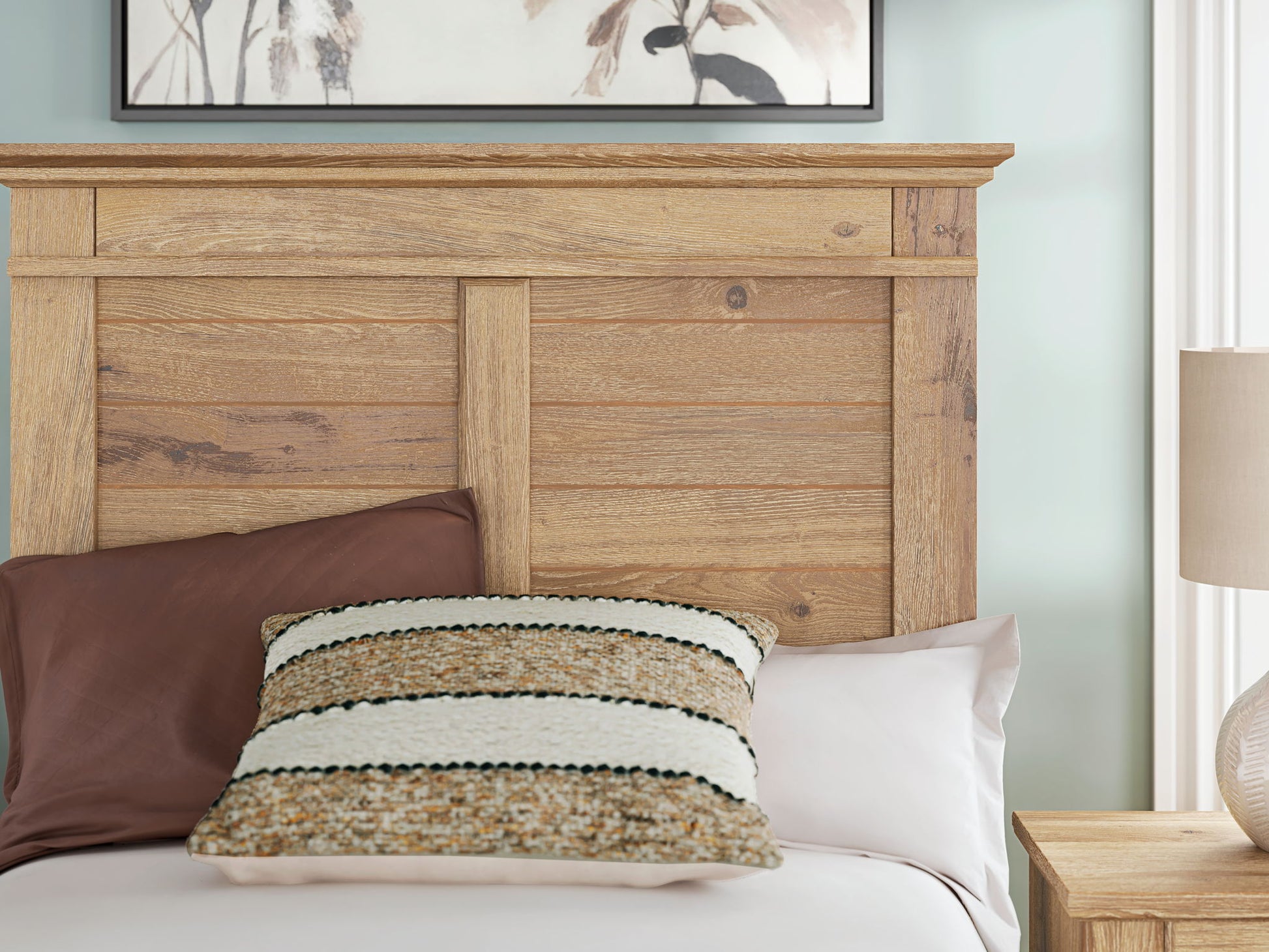 Makidern - Panel Bed - Hornell Furniture Outlet