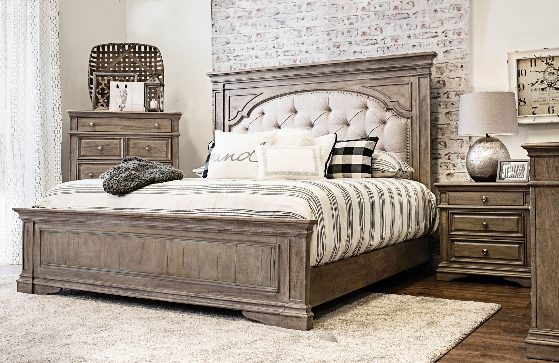 Highland Park - Bed - Hornell Furniture Outlet