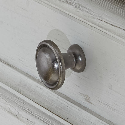 Allyson Park - Bedroom Set