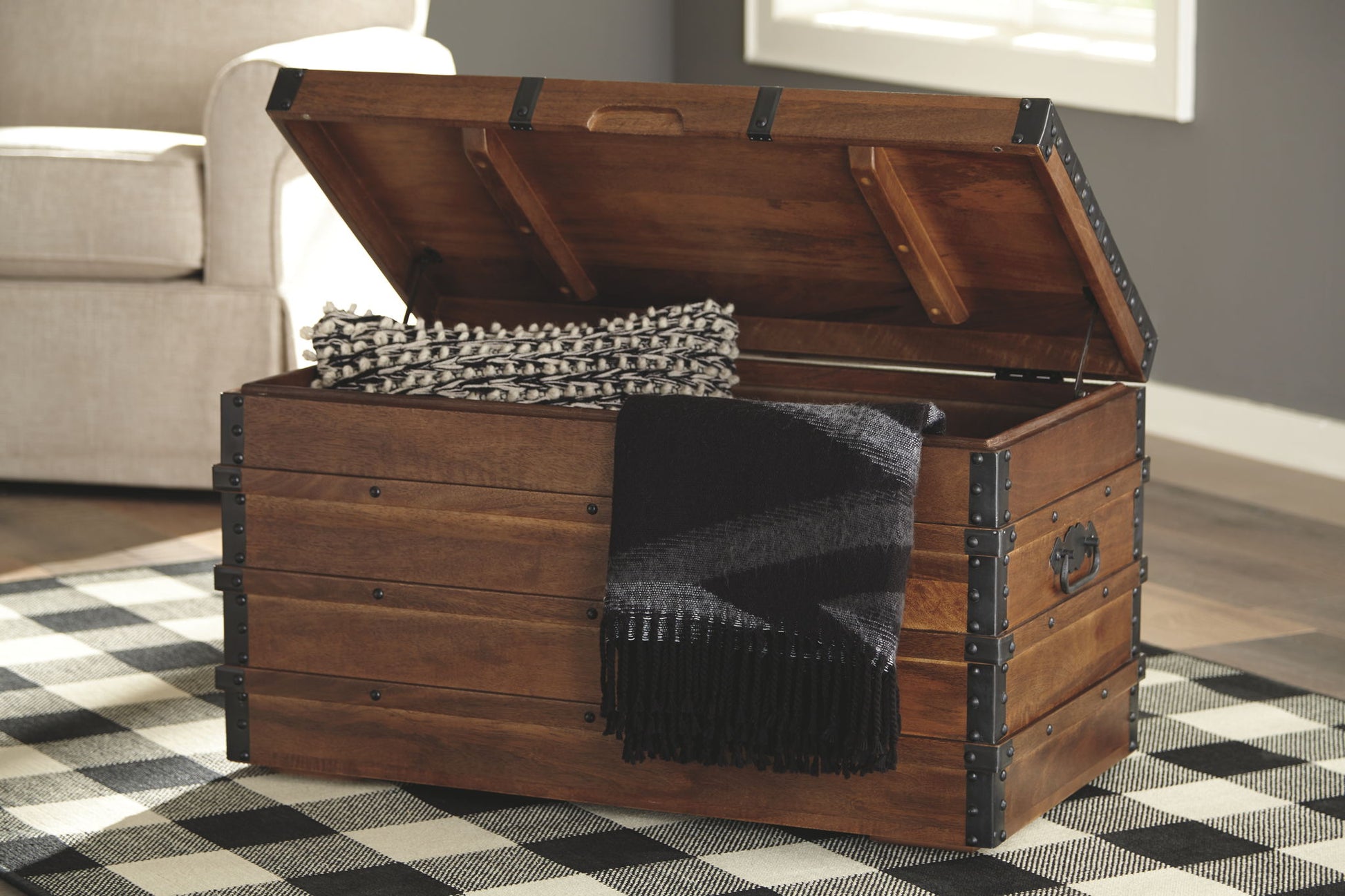 Kettleby - Brown - Storage Trunk - Hornell Furniture Outlet
