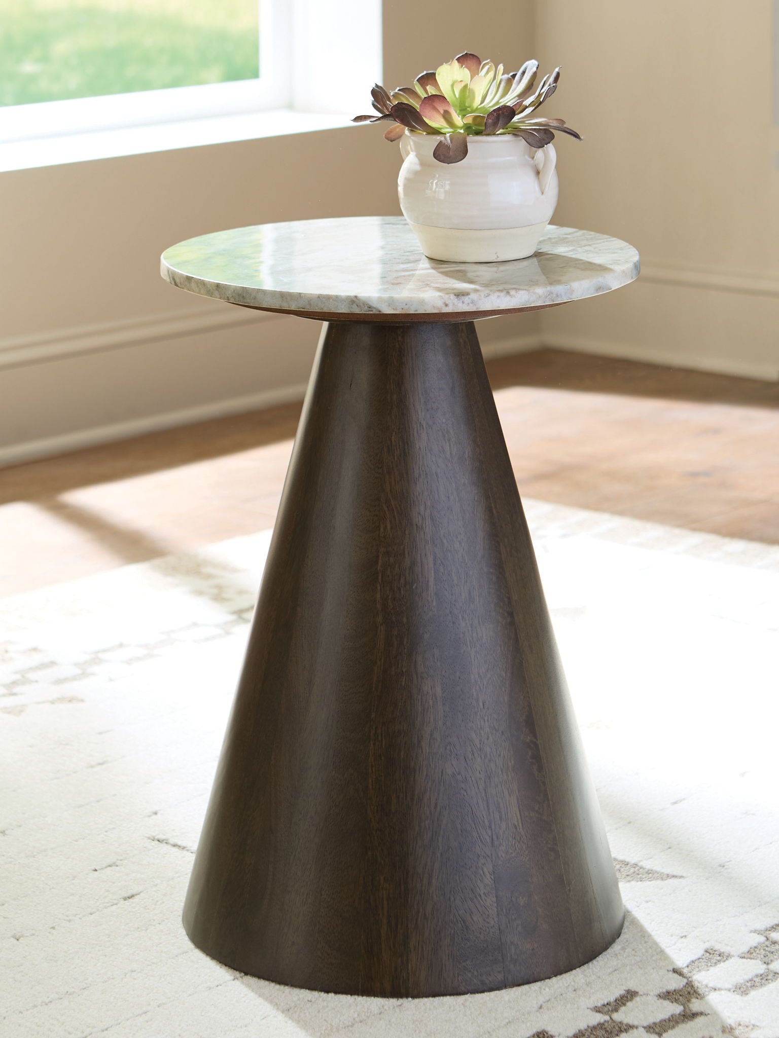 Waltnor - Gray / White / Brown - Accent Table - Hornell Furniture Outlet