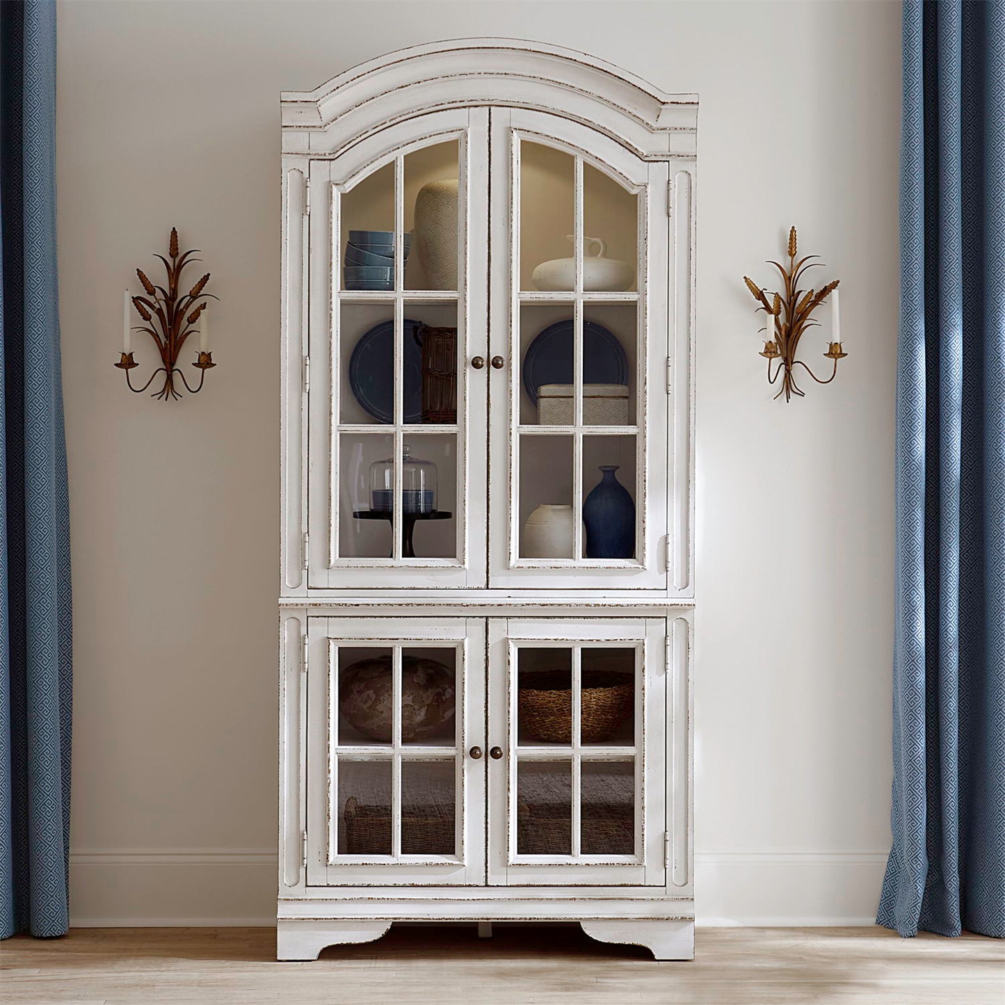 Magnolia Manor - Display Cabinet - Antique White