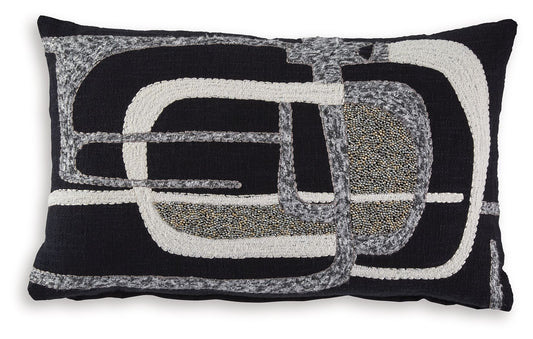 Gavrileigh - Pillow - Hornell Furniture Outlet