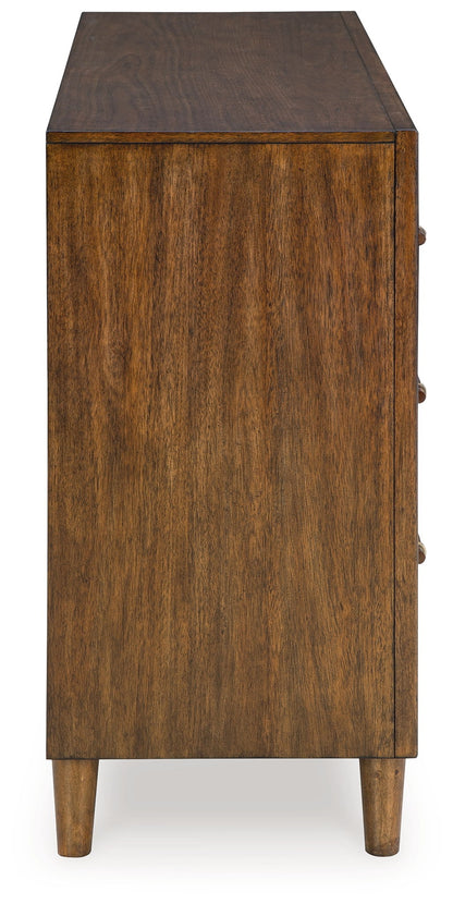 Lyncott - Brown - Dresser - Hornell Furniture Outlet