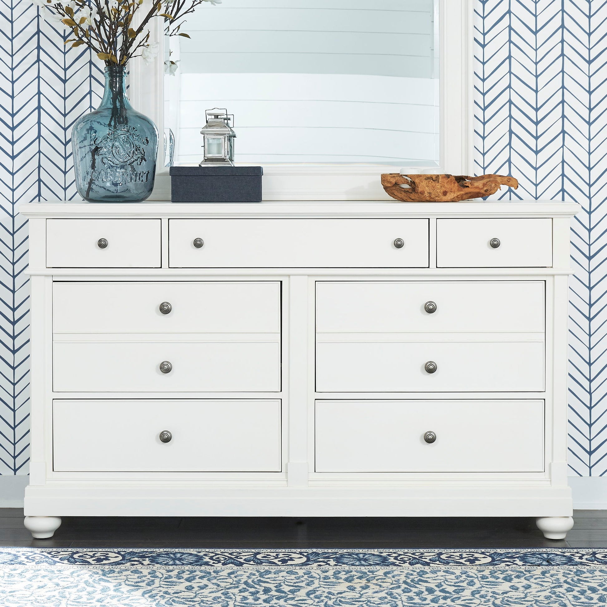 Harbor View - 7 Drawer Dresser - White - Hornell Furniture Outlet