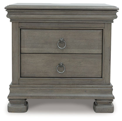 Lexorne - Gray - Three Drawer Night Stand - Hornell Furniture Outlet
