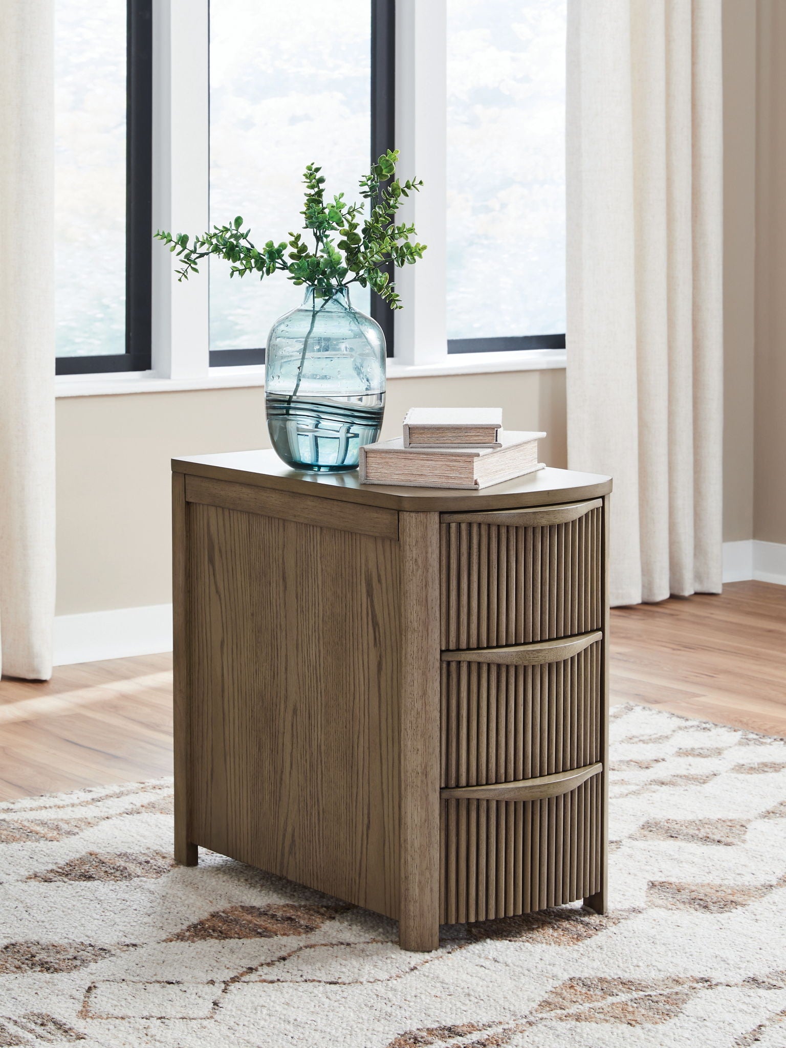 Camdill - Chair Side End Table - Hornell Furniture Outlet