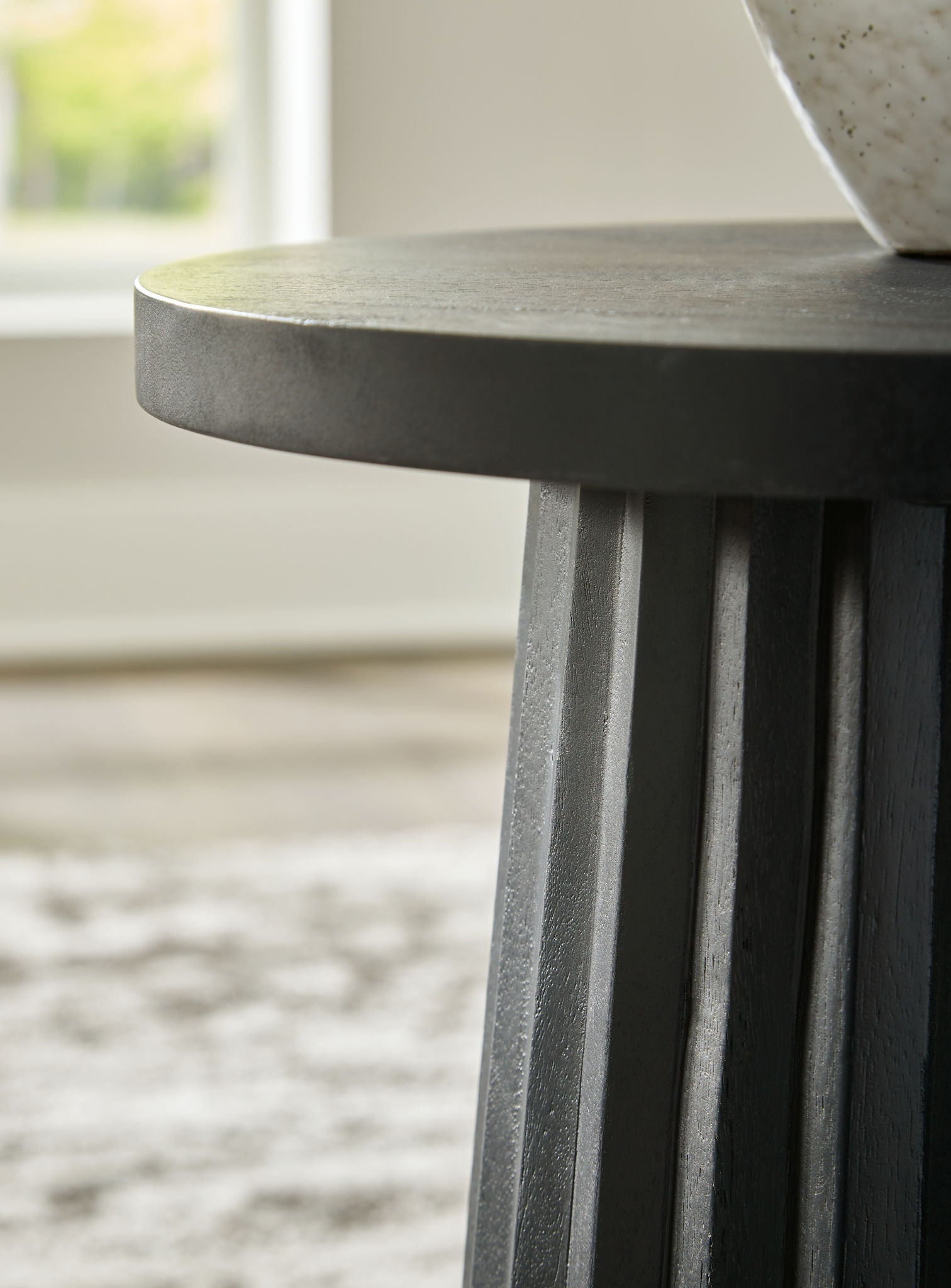 Ceilby - Accent Table - Hornell Furniture Outlet