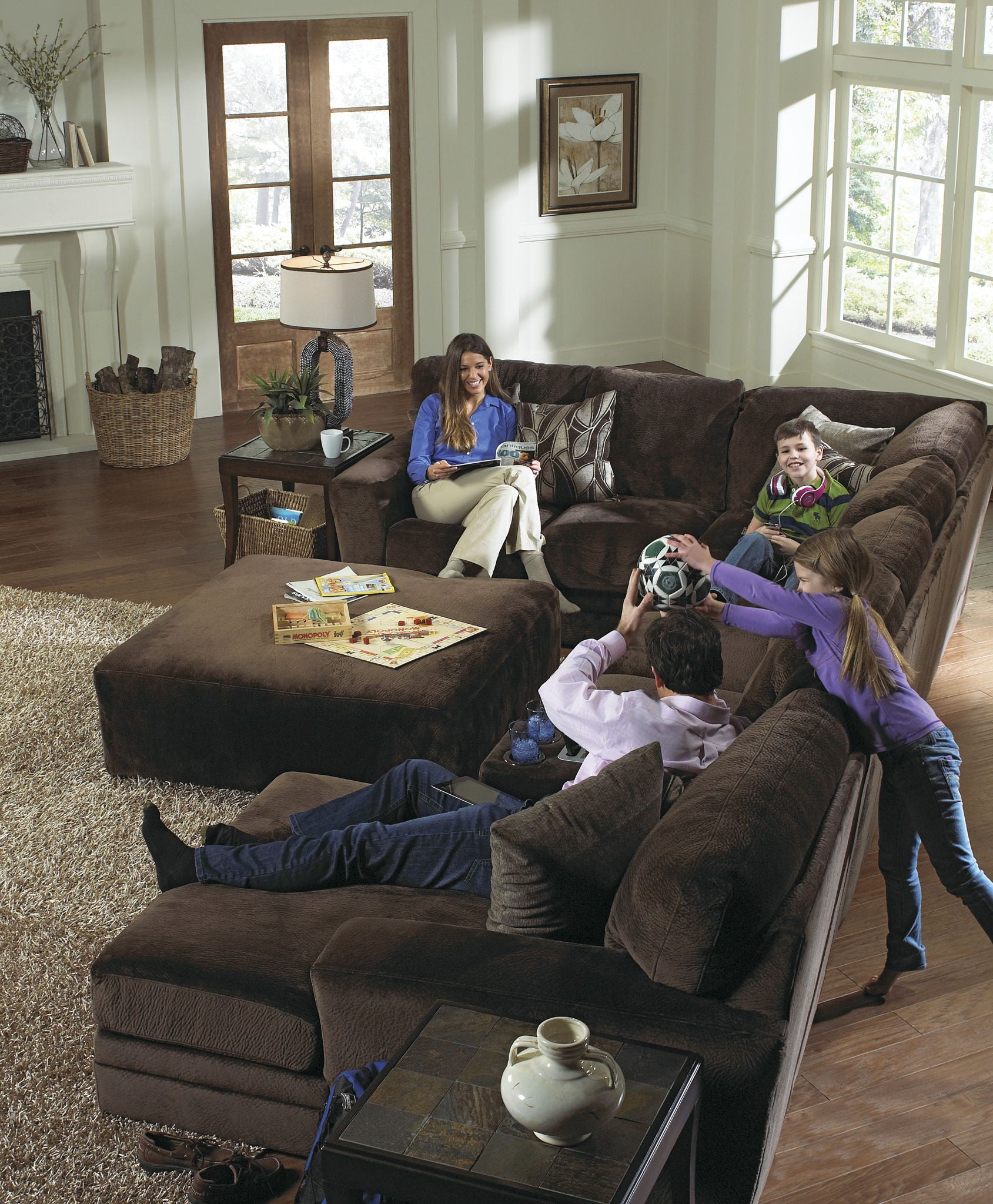 Everest - Cocktail Ottoman - Hornell Furniture Outlet