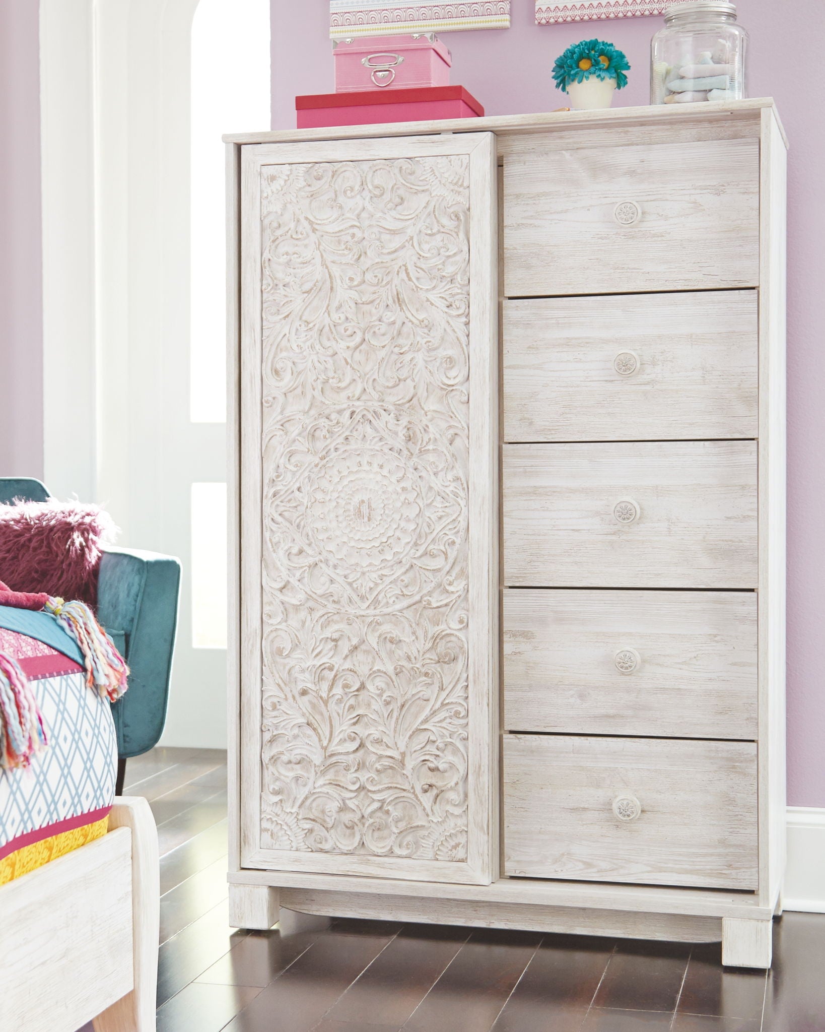 Paxberry - Whitewash - Dressing Chest - Hornell Furniture Outlet