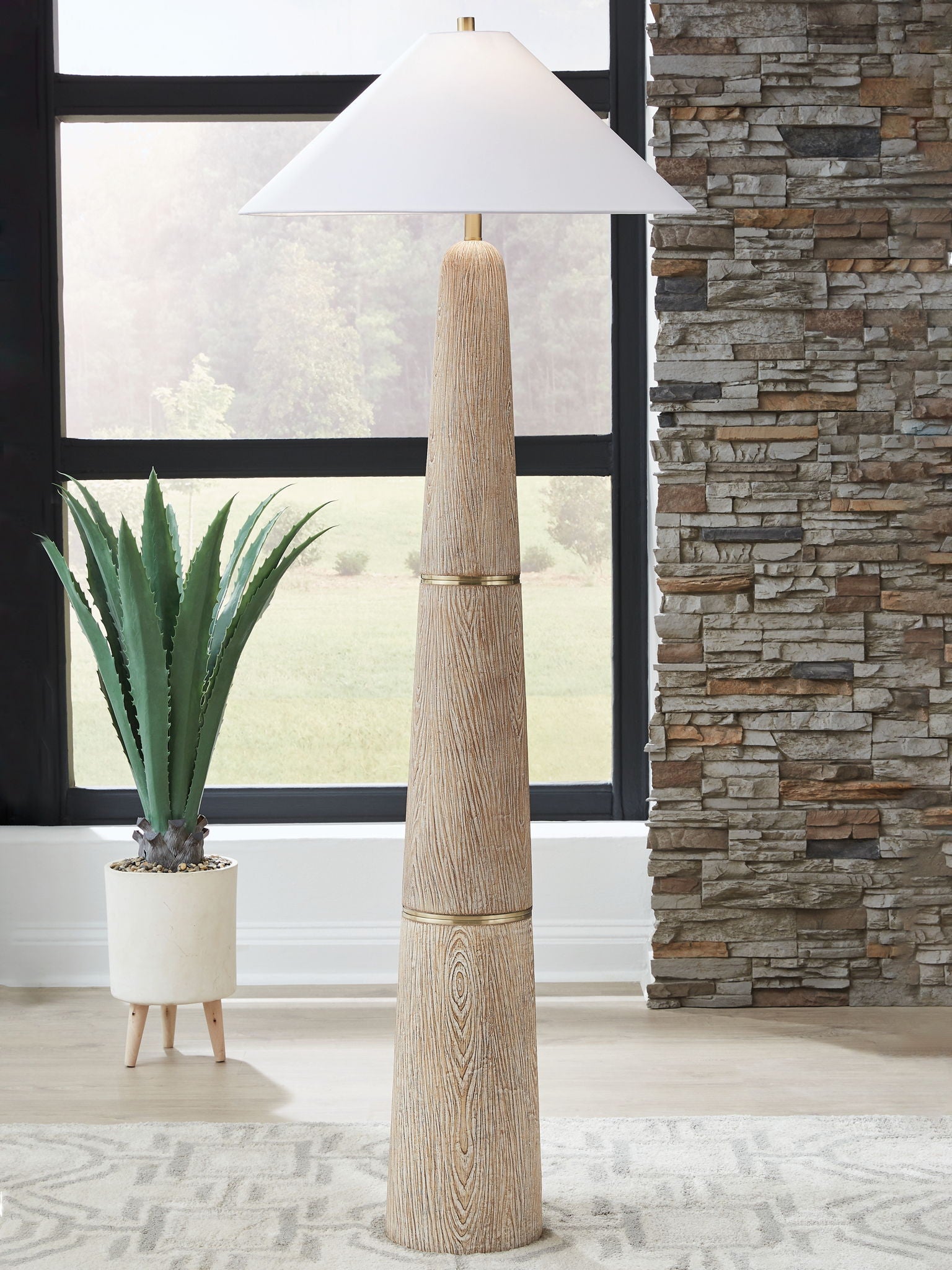Gasparleigh - Brown / Gold Finish - Poly Floor Lamp - Hornell Furniture Outlet