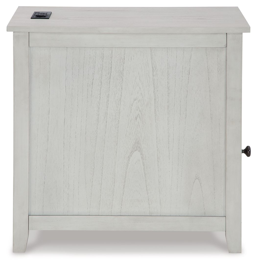 Treytown - Chair Side End Table - Hornell Furniture Outlet