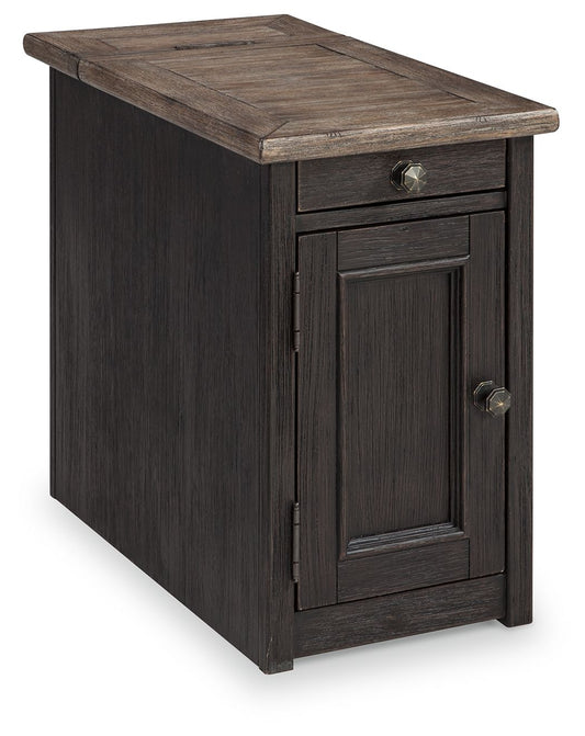 Tyler Creek - Grayish Brown / Black - Chair Side End Table - Hornell Furniture Outlet