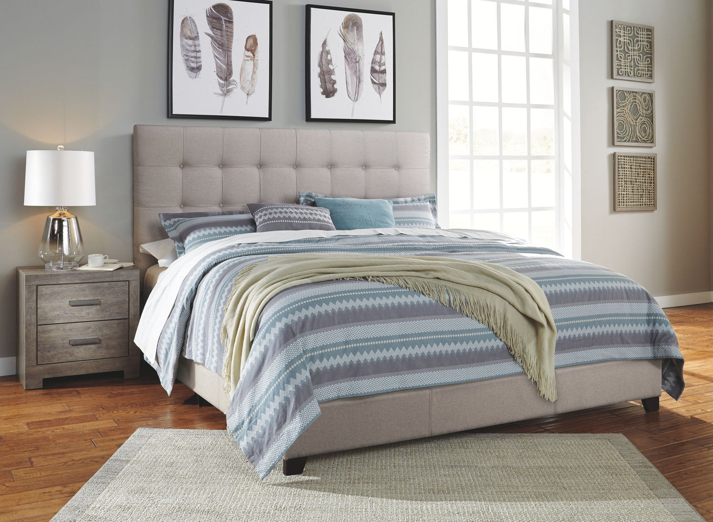 Dolante - Upholstered Bed - Hornell Furniture Outlet