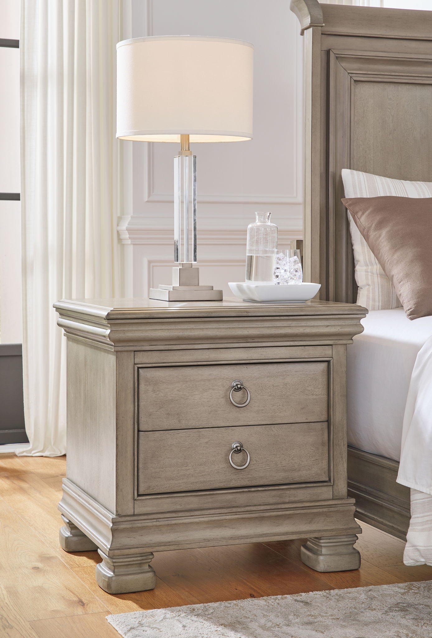Lexorne - Gray - Three Drawer Night Stand - Hornell Furniture Outlet