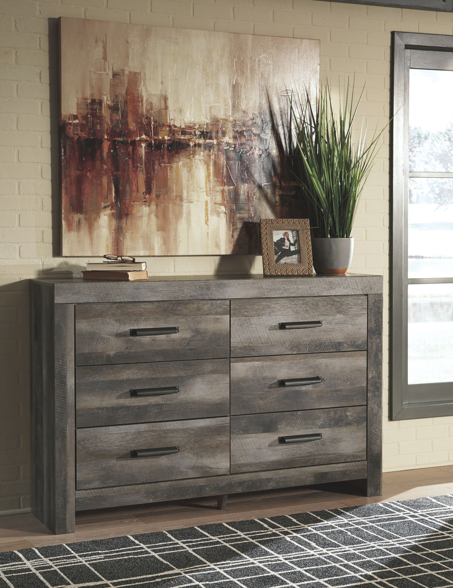 Wynnlow - Dresser, Mirror - Hornell Furniture Outlet