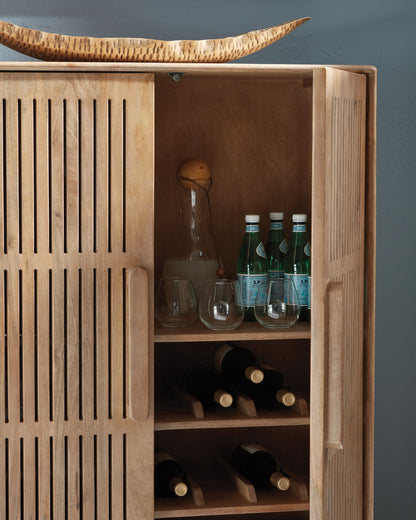 Pellamour - Natural Brown - Bar Cabinet - Hornell Furniture Outlet