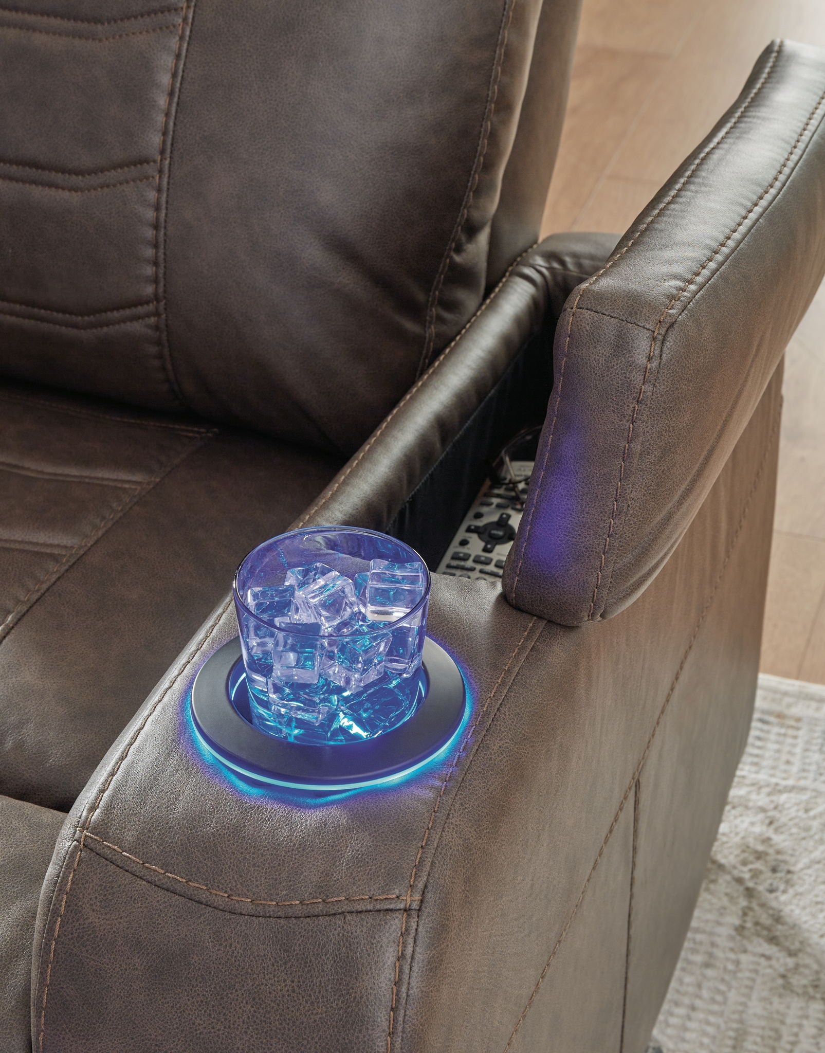 Schooner Rocks - Power Recliner / Adj Headrest - Hornell Furniture Outlet