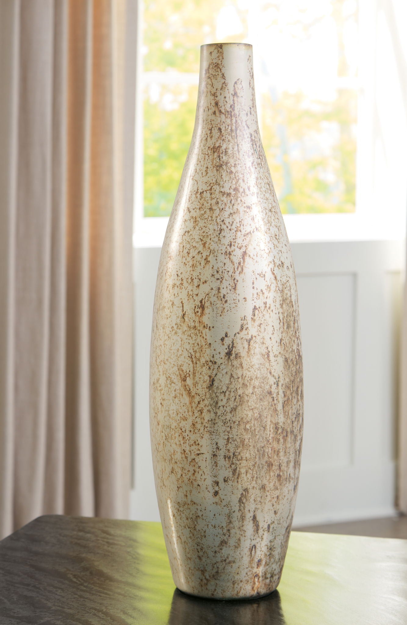 Plawite - Vase - Hornell Furniture Outlet