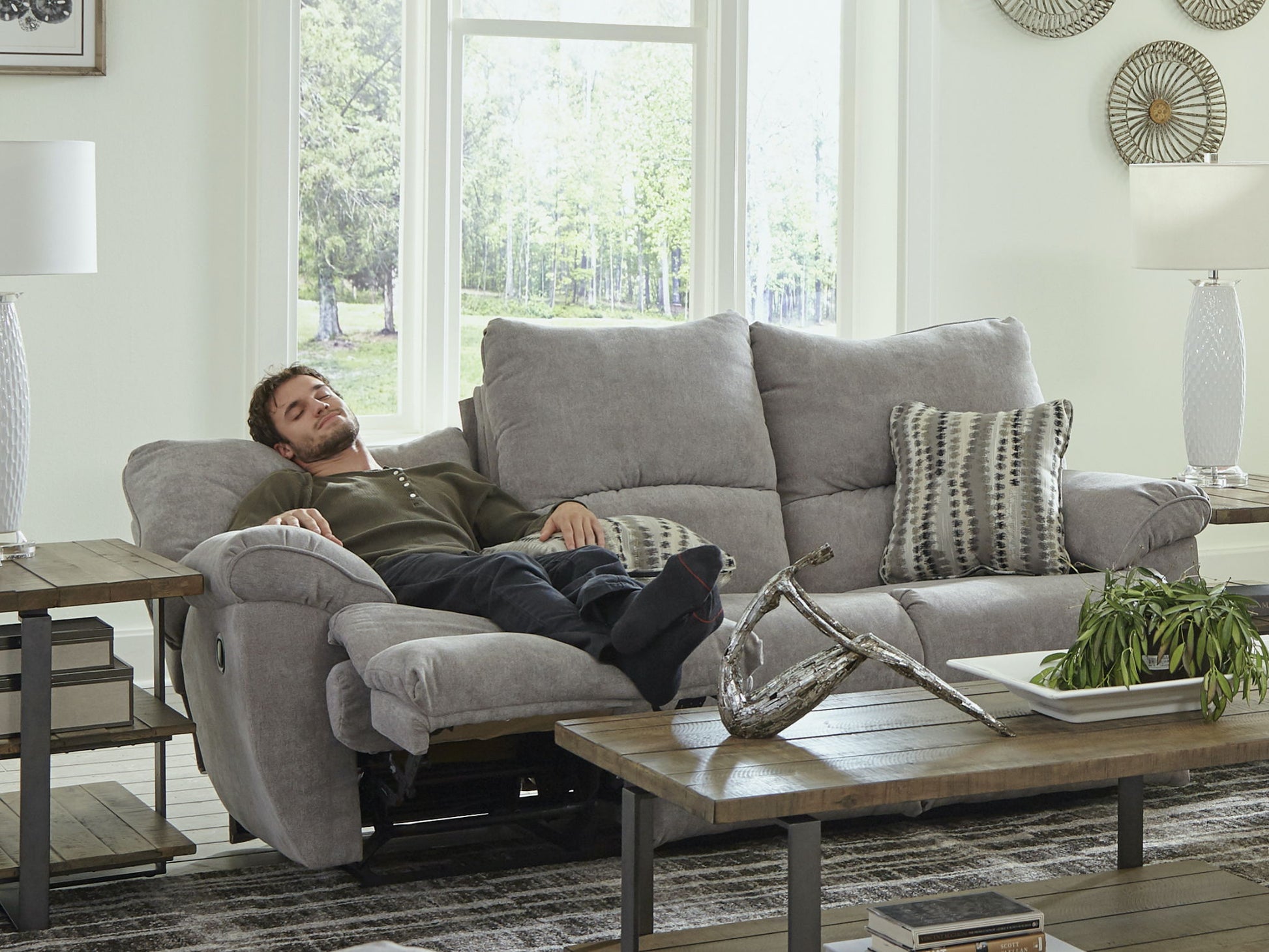 Sadler - Lay Flat Reclining Sofa - Hornell Furniture Outlet