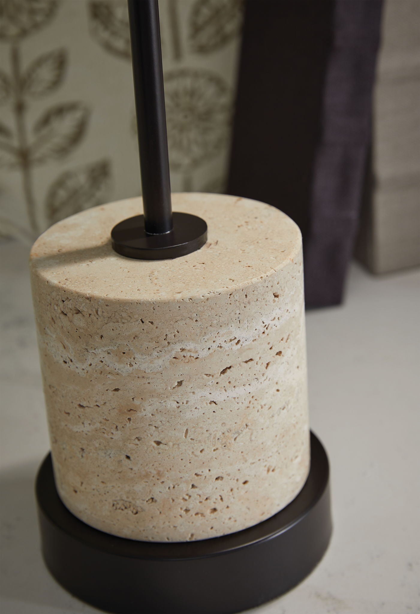 Vinmour - Brown / Beige - Metal Desk Lamp - Hornell Furniture Outlet