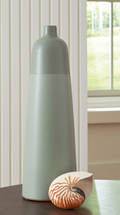 Peerland - Vase - Hornell Furniture Outlet