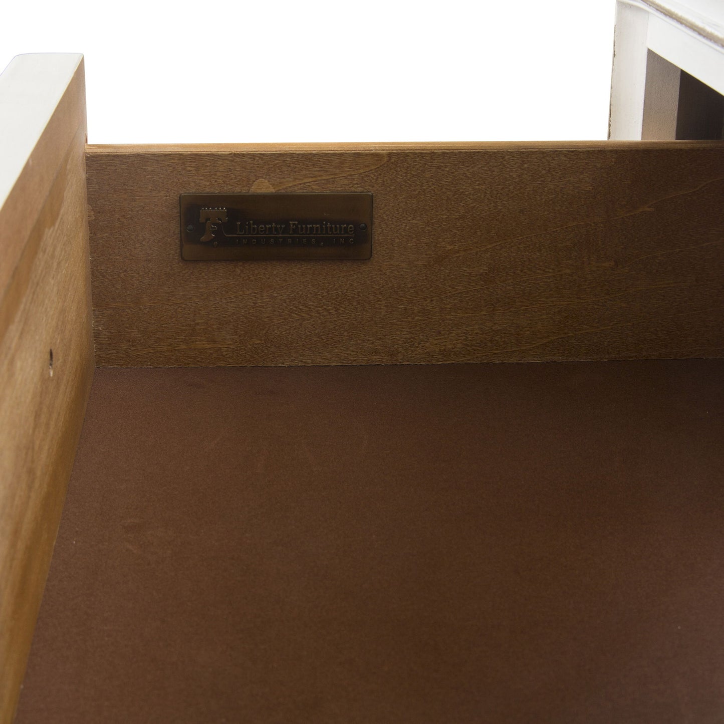 Magnolia Manor - 5 Drawer Chest - Hornell Furniture Outlet