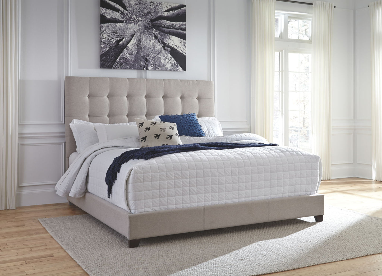 Dolante - Upholstered Bed - Hornell Furniture Outlet