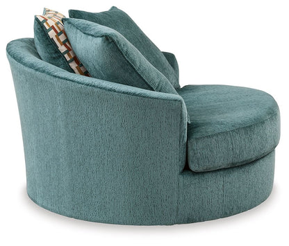 Laylabrook - Oversized Swivel Accent Chair - Hornell Furniture Outlet