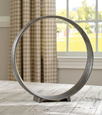 Ryandale - Sculpture - Hornell Furniture Outlet