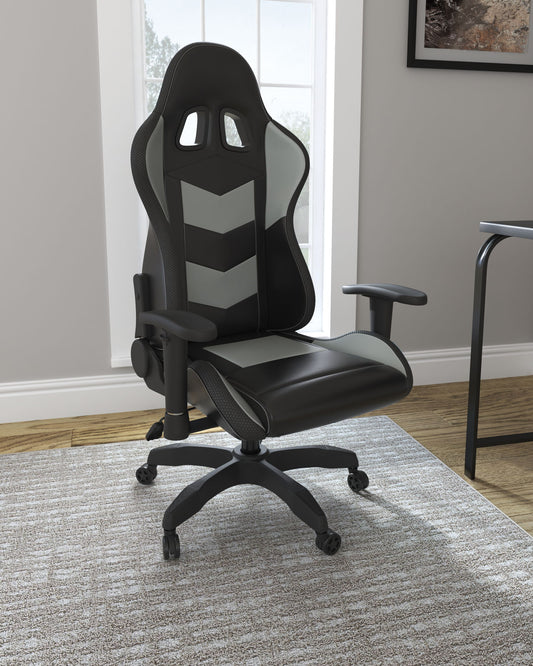 Lynxtyn - Swivel Chair - Hornell Furniture Outlet
