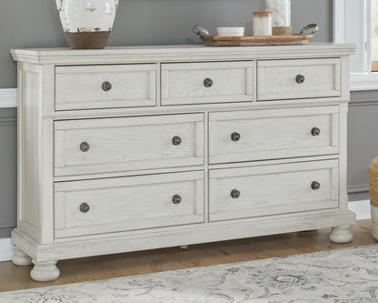 Robbinsdale - Sleigh Bed Set - Hornell Furniture Outlet