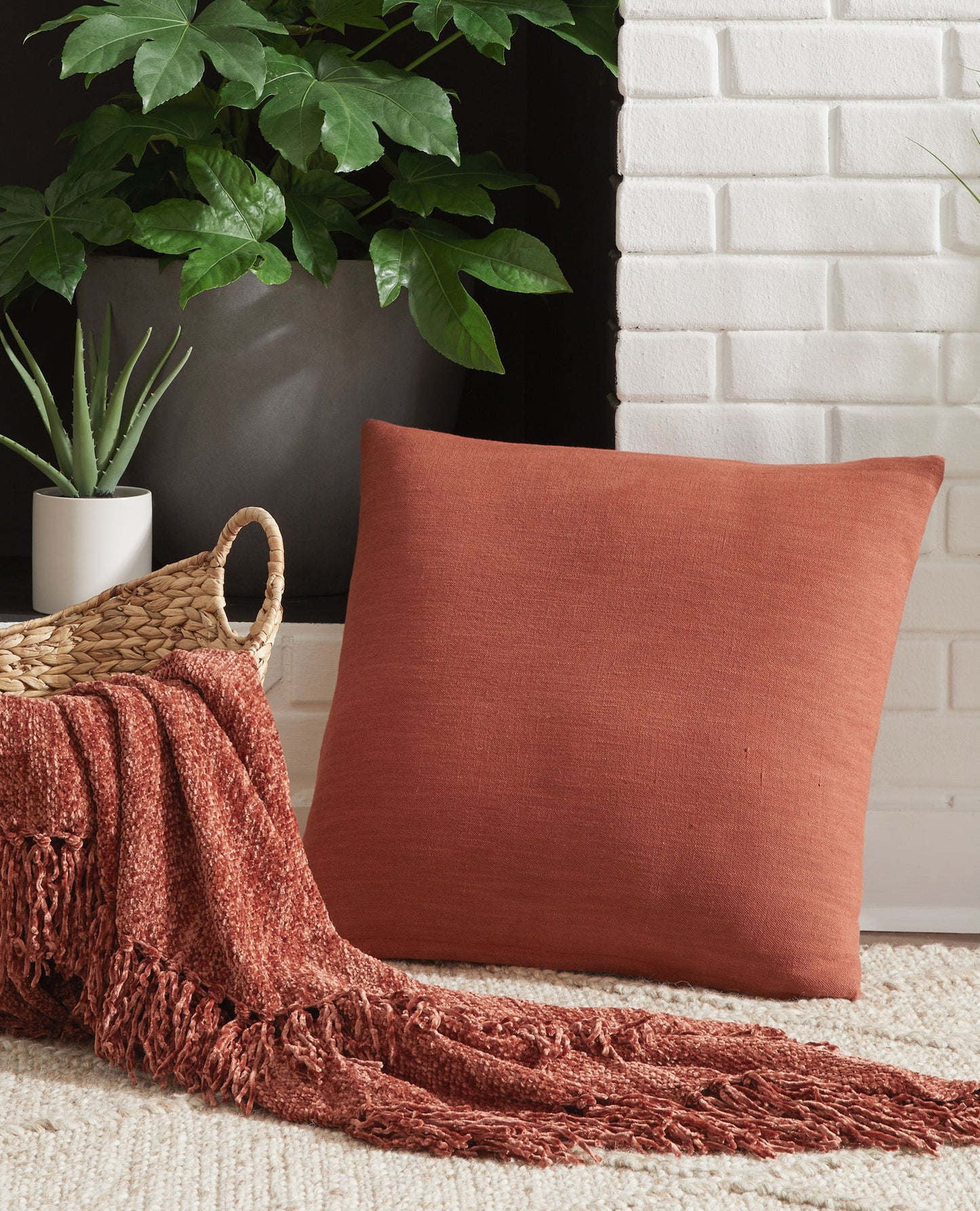 Thaneville - Pillow - Hornell Furniture Outlet