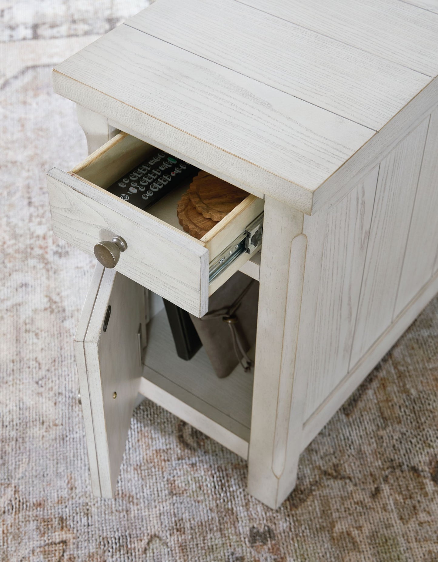 Robbinsdale - Table - Hornell Furniture Outlet